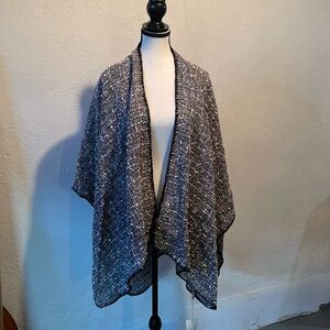 Polyester shawl wrap